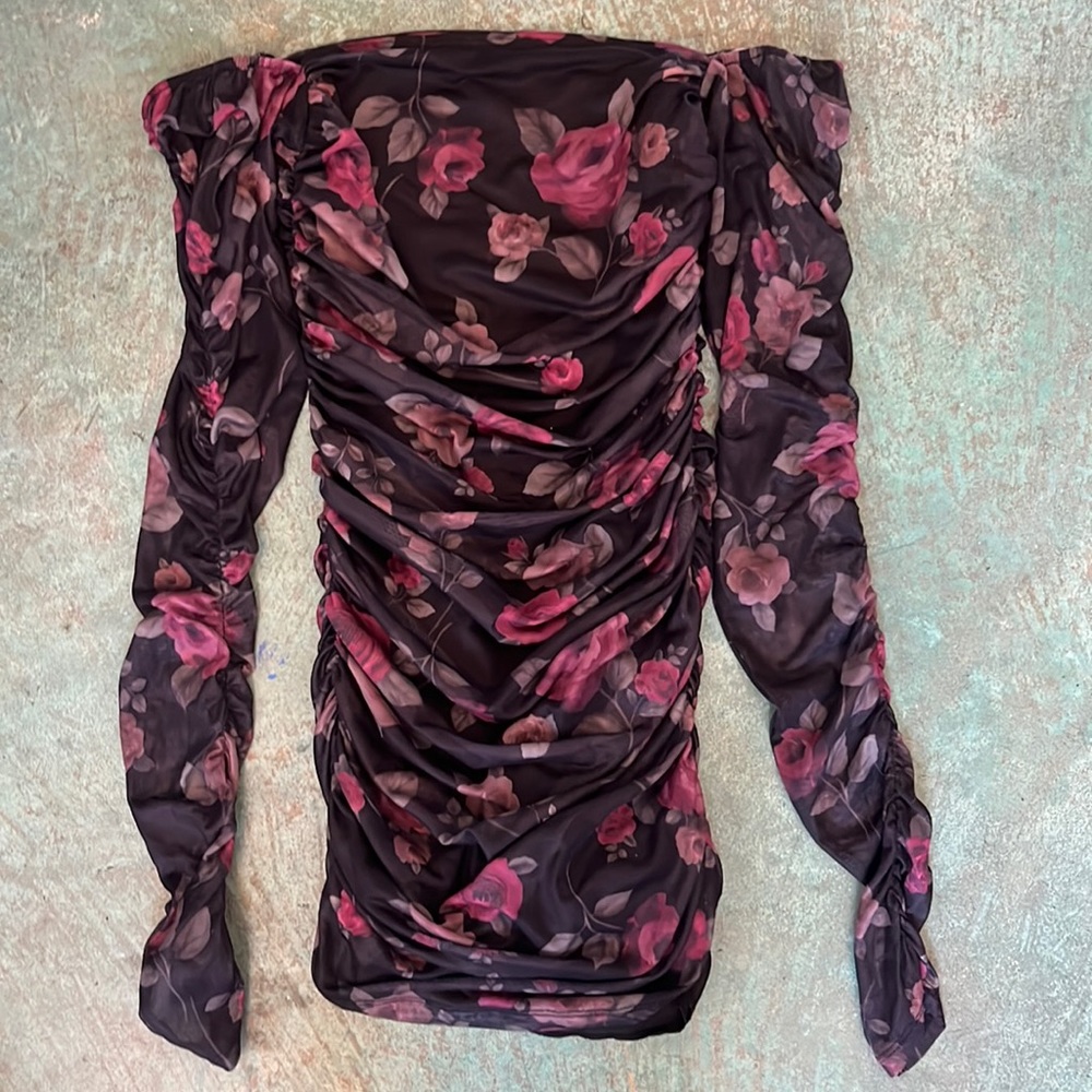 Unban outfitters long sleeve ruched floral dress dress